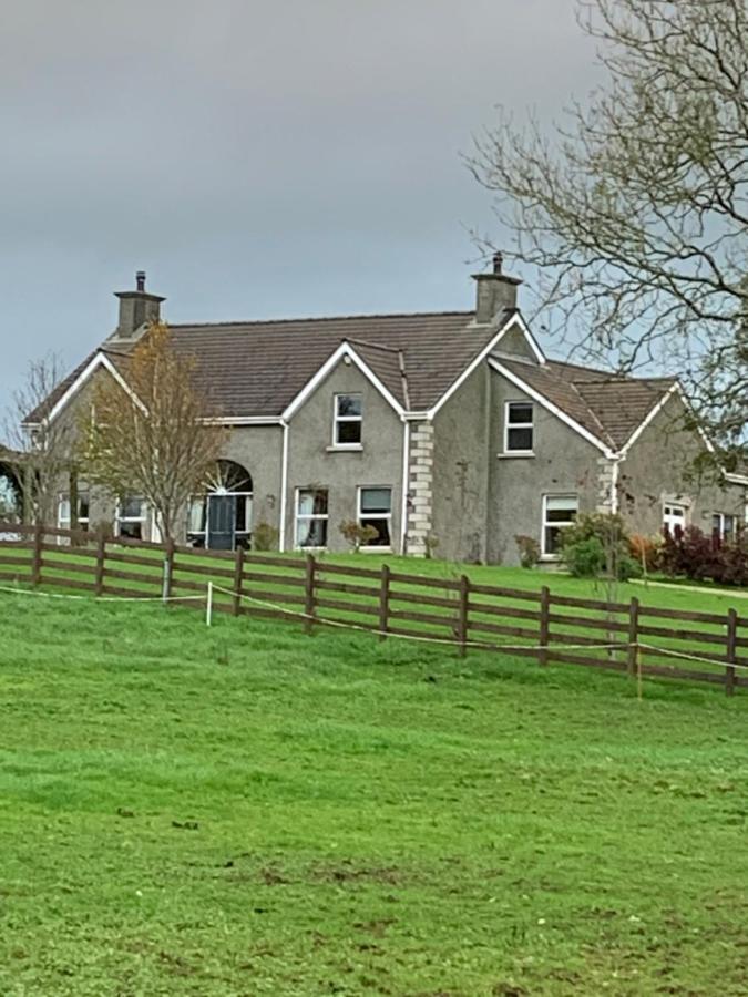 Windyridge Bed and Breakfast Aghagallon Eksteriør billede