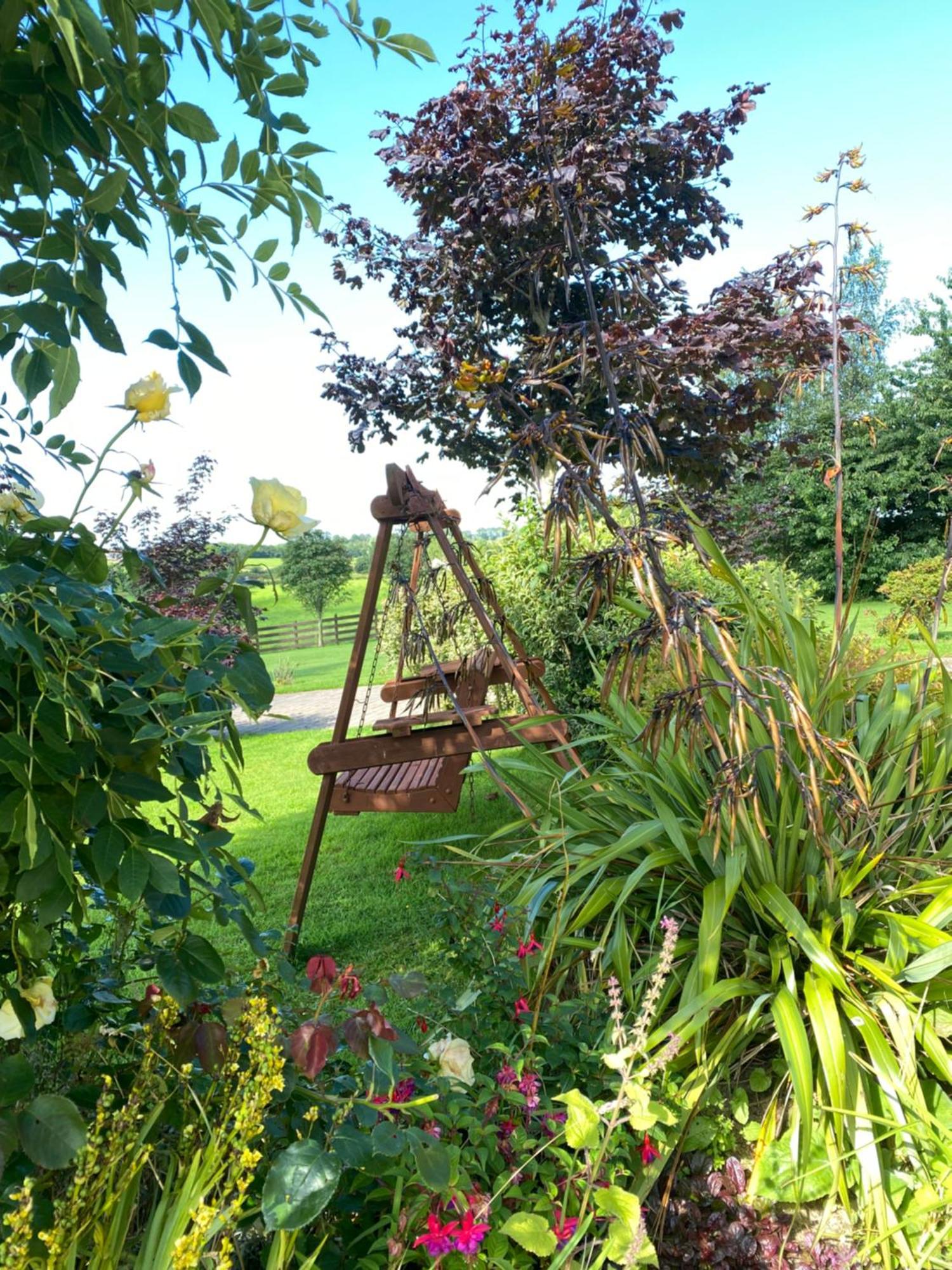Windyridge Bed and Breakfast Aghagallon Eksteriør billede